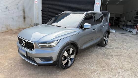 VOLVO XC40 2.0 T5 GASOLINA MOMENTUM AWD GEARTRONIC VOLVO XC40 2.0 T5 GASOLINA MOMENTUM AWD GEARTRONIC